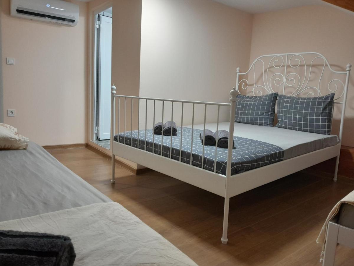Hancho Sevenups - Kapana Plovdiv Center Buitenkant foto